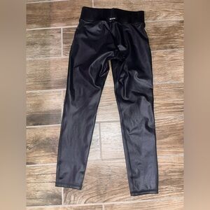 Michi black shiny leggings
